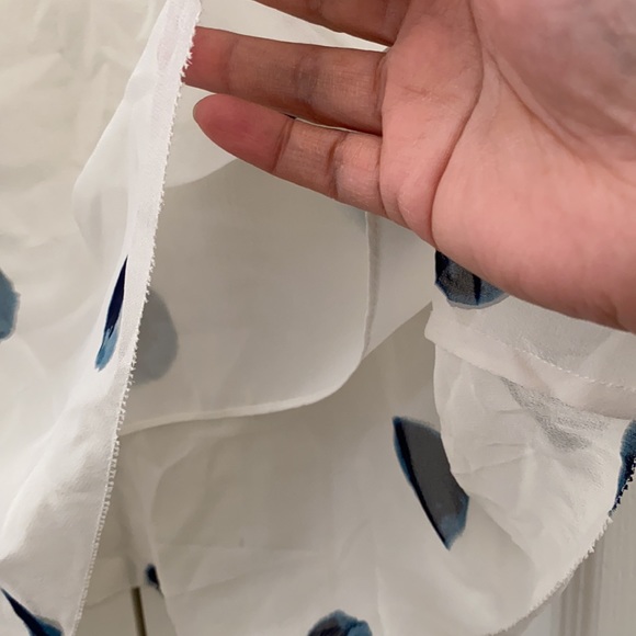 Aritzia Babaton 100% silk blouse - Picture 3 of 6